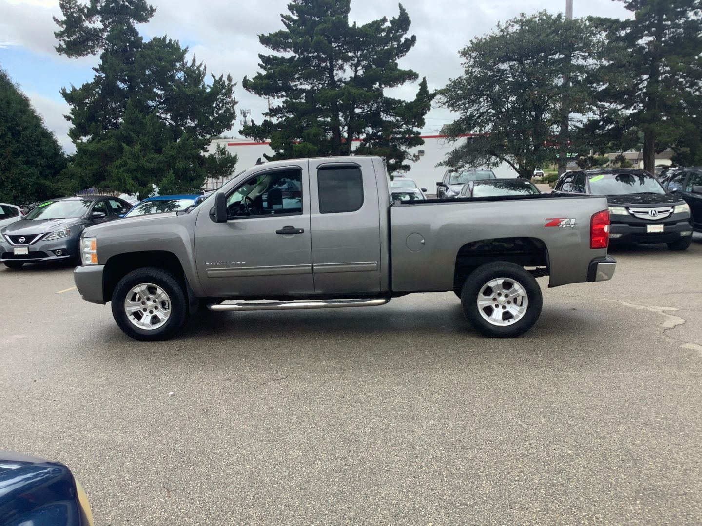 Photo 6 of this Chevrolet Silverado 1500