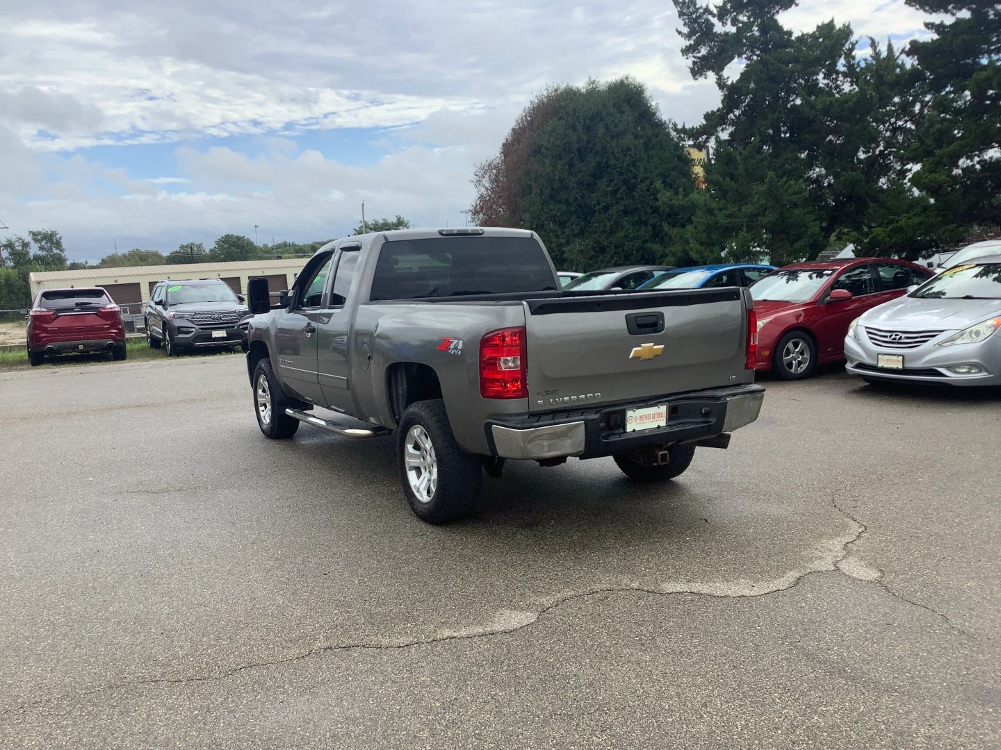 Photo 7 of this Chevrolet Silverado 1500