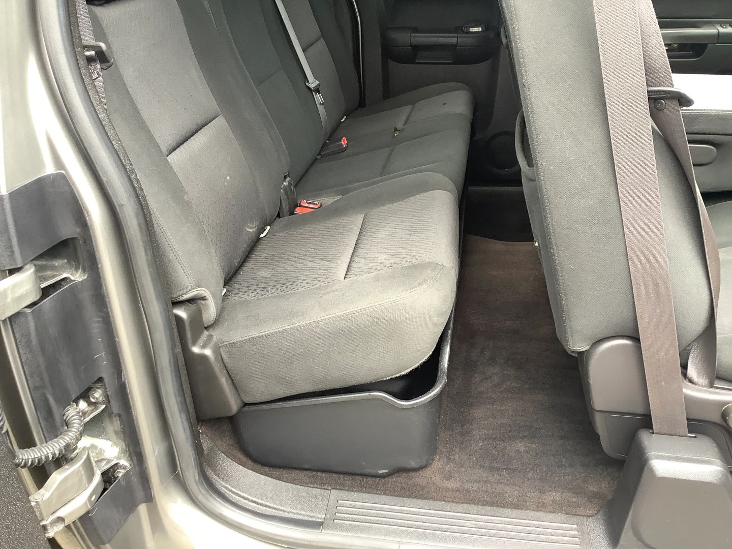 Photo 15 of this Chevrolet Silverado 1500