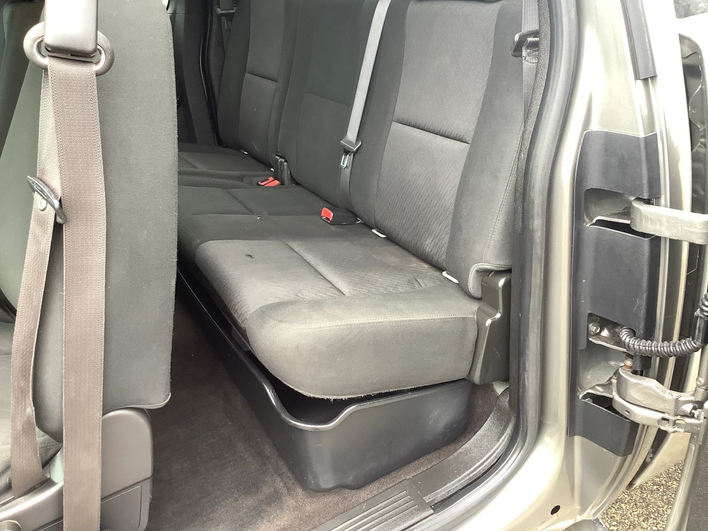 Photo 20 of this Chevrolet Silverado 1500