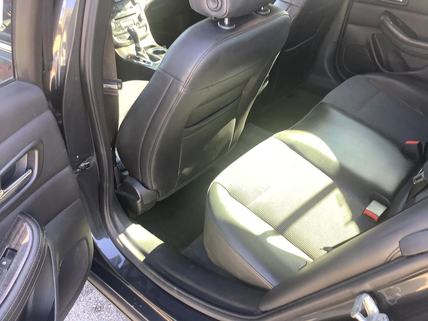 Photo 18 of this Chevrolet Malibu