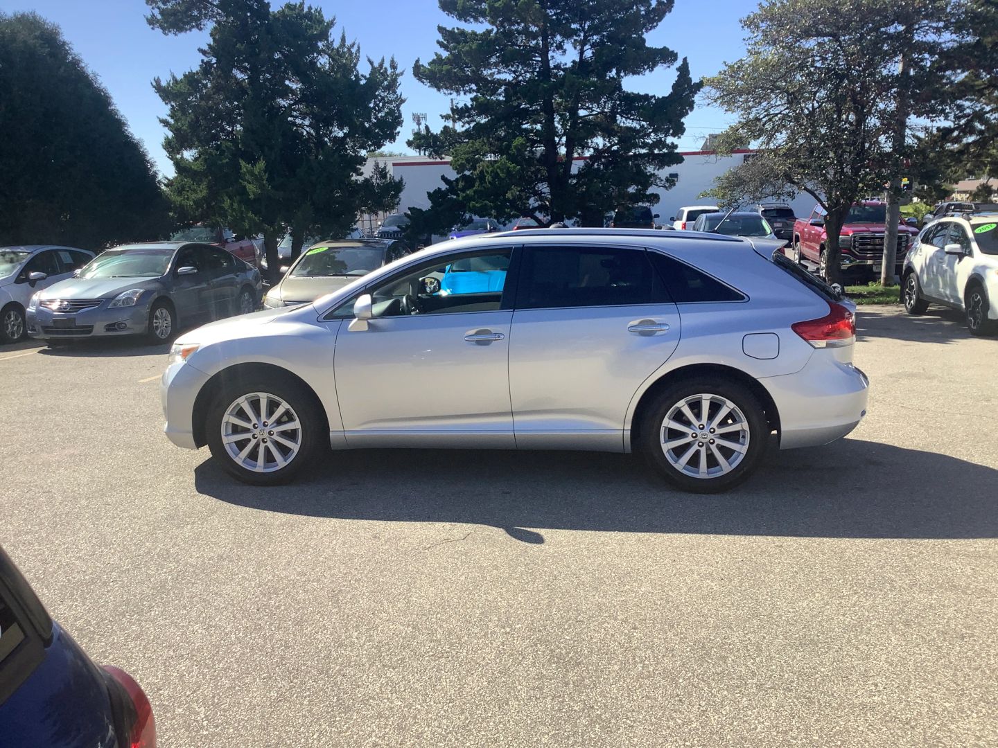 Photo 5 of this Toyota Venza