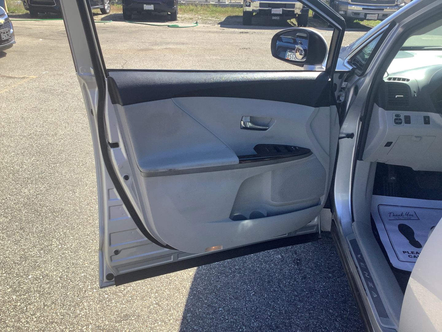 Photo 22 of this Toyota Venza