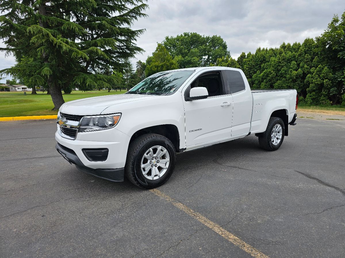 2016 Chevrolet Colorado Work Truck photo 2