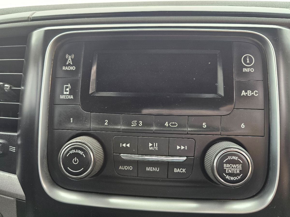 2015 Ram 1500 ST photo 8