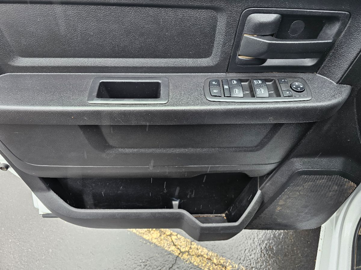 2015 Ram 1500 ST photo 21