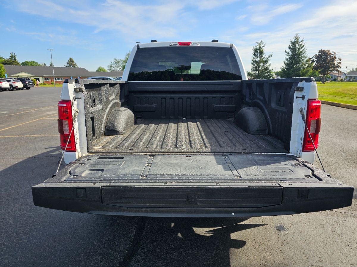 2022 Ford F-150 XLT photo 17