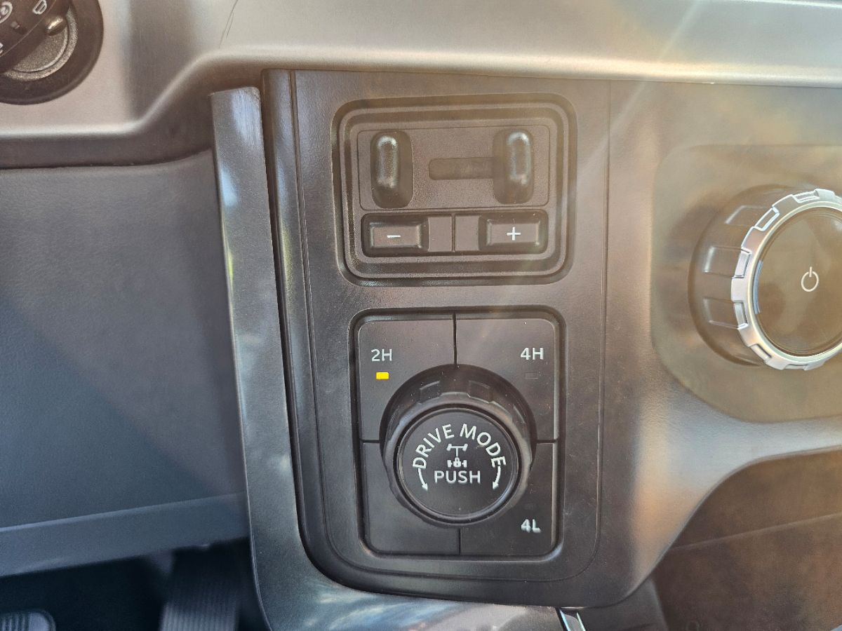 2022 Ford F-150 XLT photo 22