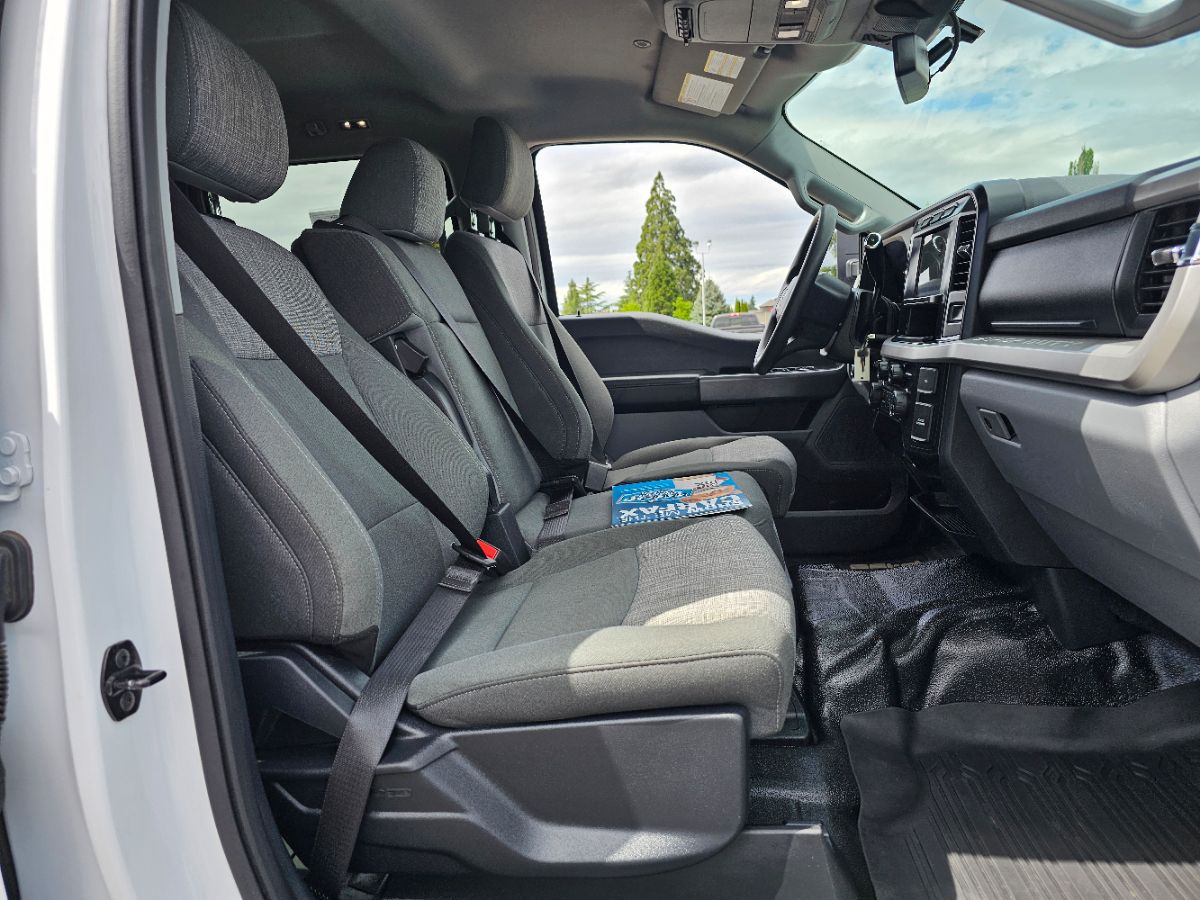 2023 Ford F-350 XLT photo 7