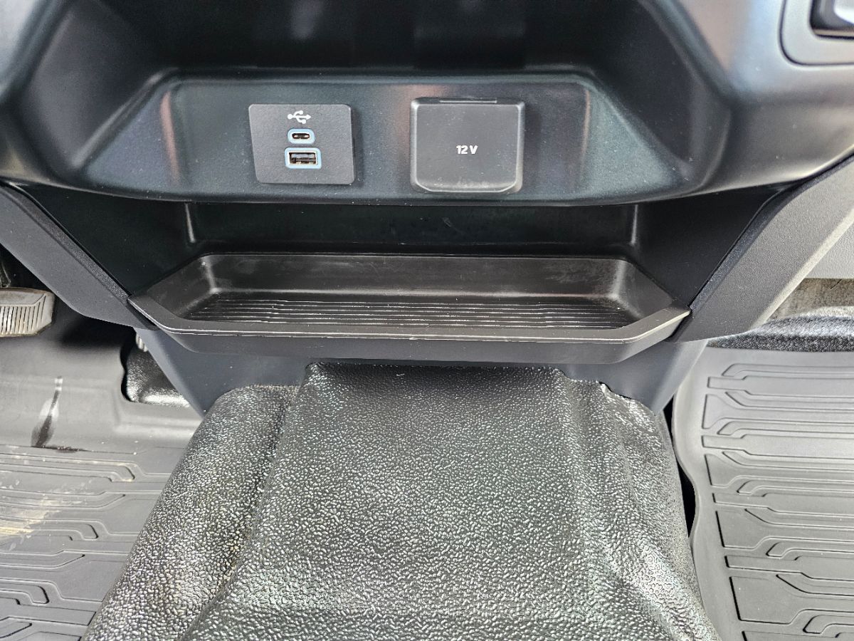 2023 Ford F-350 XLT photo 10