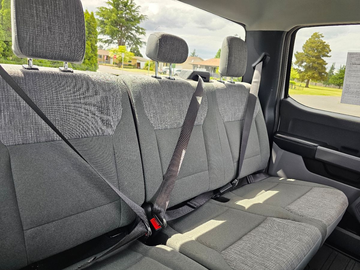 2023 Ford F-350 XLT photo 12