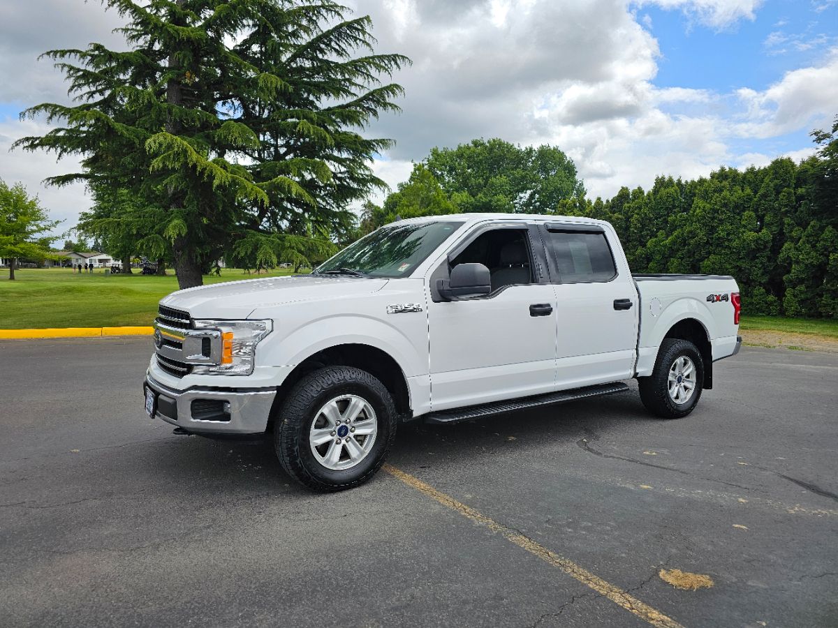 2019 Ford F-150 XLT photo 2