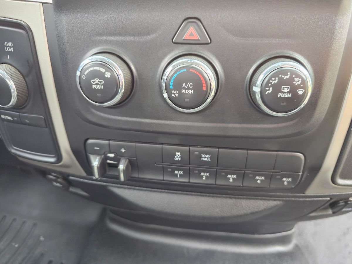 2015 Ram 4500 SLT photo 6