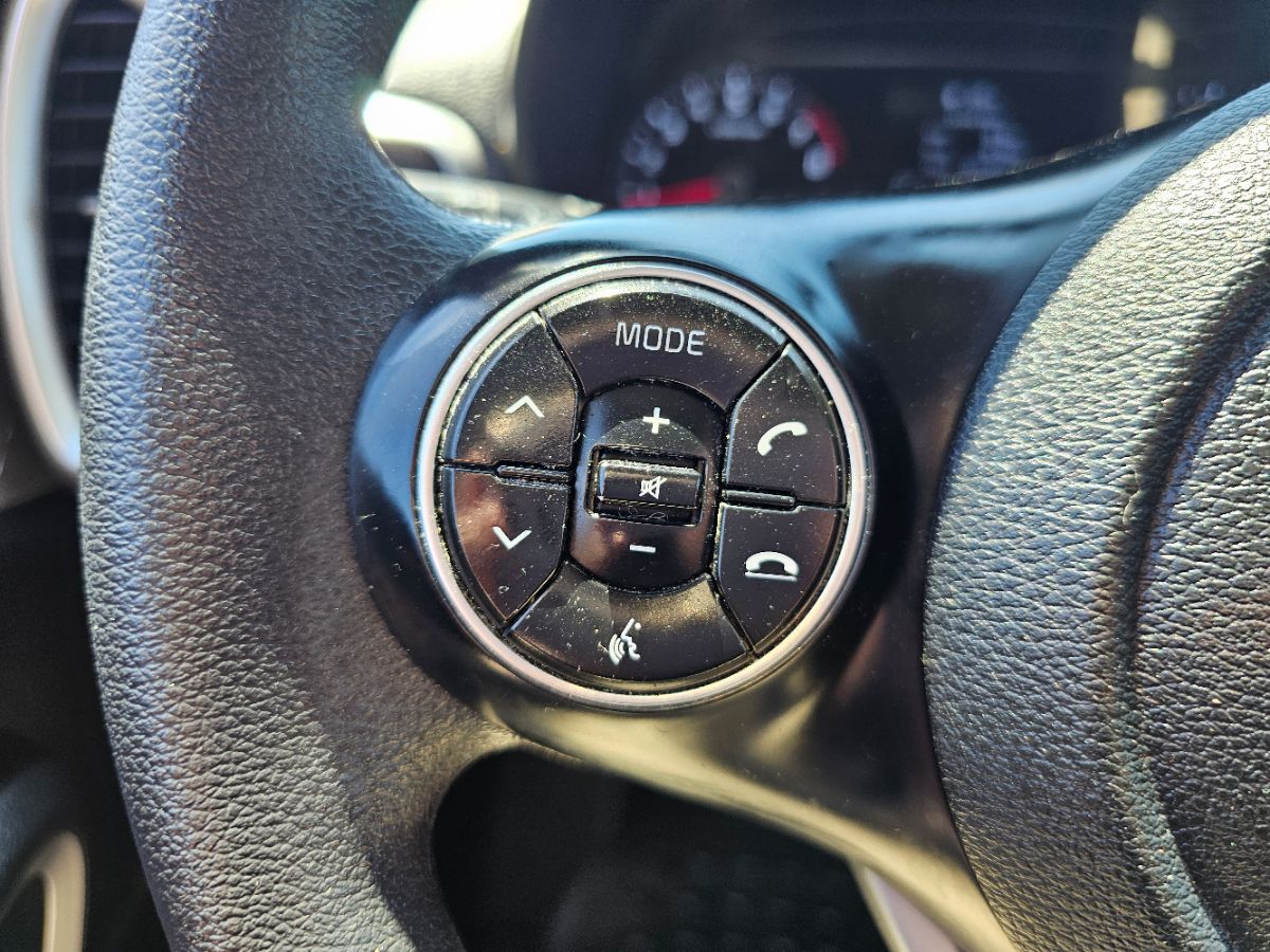 2022 Kia Soul LX photo 23