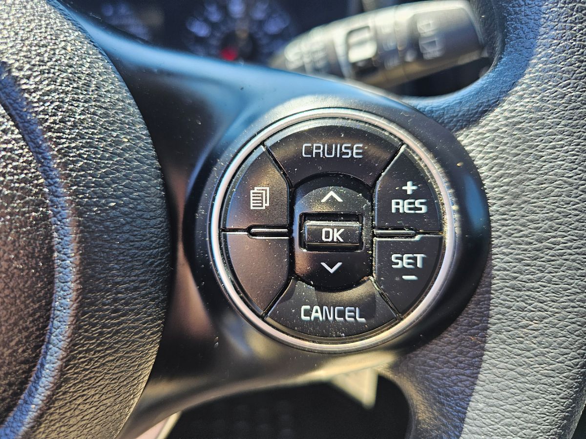 2022 Kia Soul LX photo 24