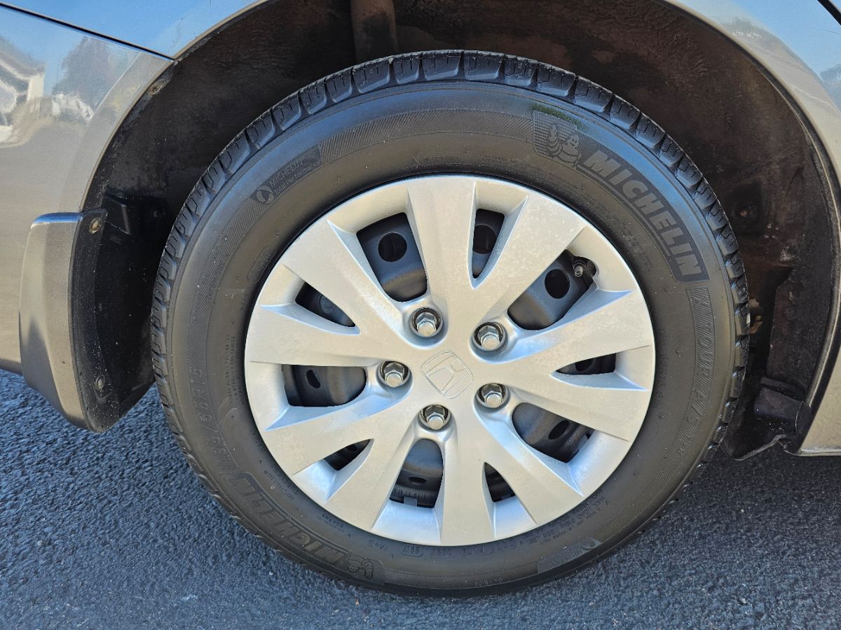 2012 Honda Civic LX photo 8