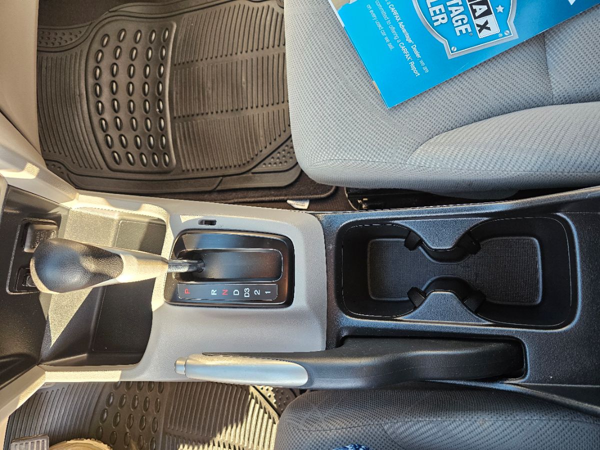 2012 Honda Civic LX photo 7
