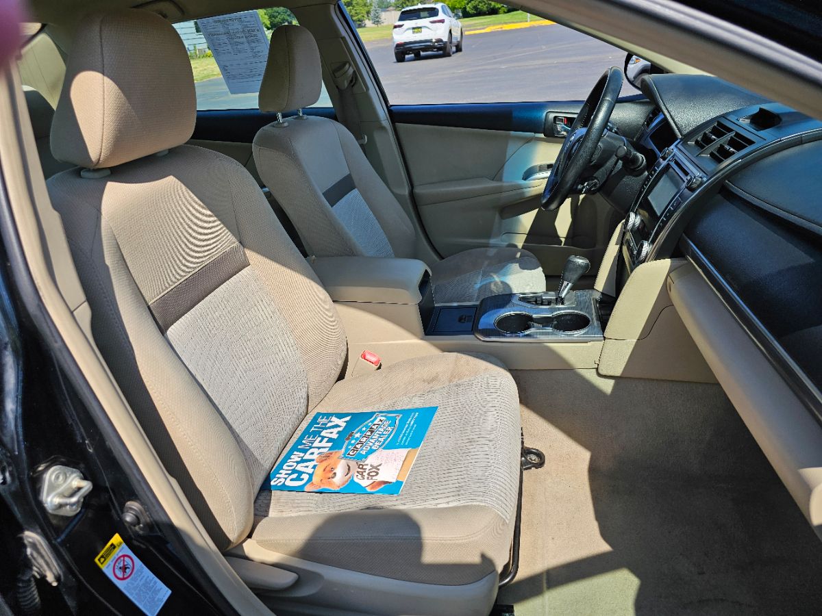 2013 Toyota Camry Hybrid XLE photo 5