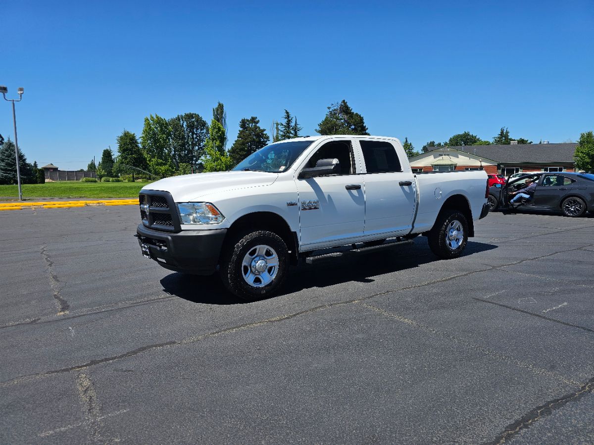 2016 Ram 3500 Tradesman photo 3