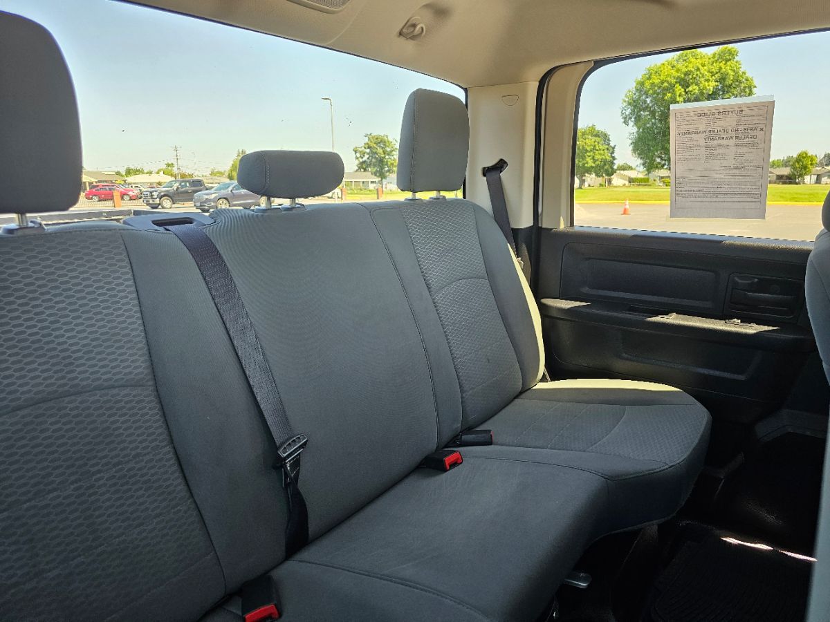 2016 Ram 3500 Tradesman photo 12