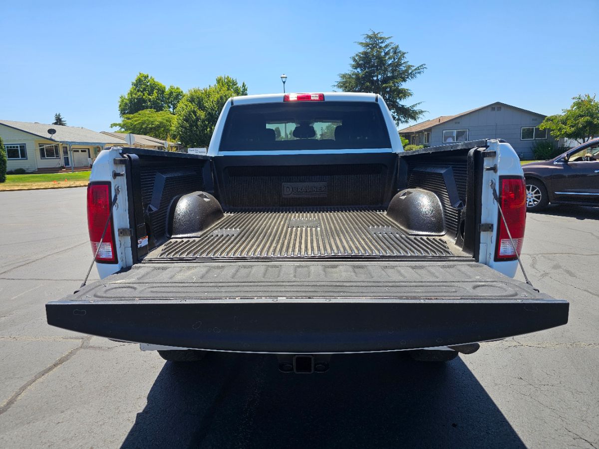 2016 Ram 3500 Tradesman photo 16