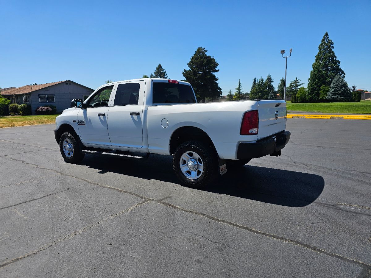 2016 Ram 3500 Tradesman photo 17