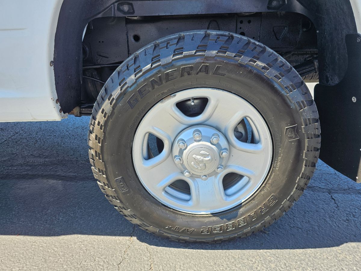 2016 Ram 3500 Tradesman photo 18