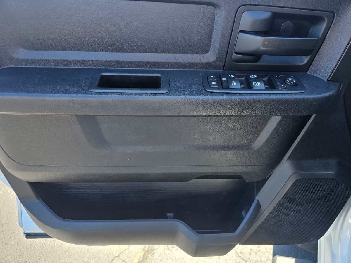 2016 Ram 3500 Tradesman photo 20