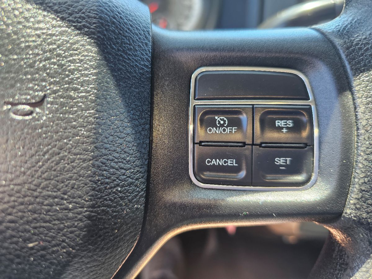 2016 Ram 3500 Tradesman photo 23