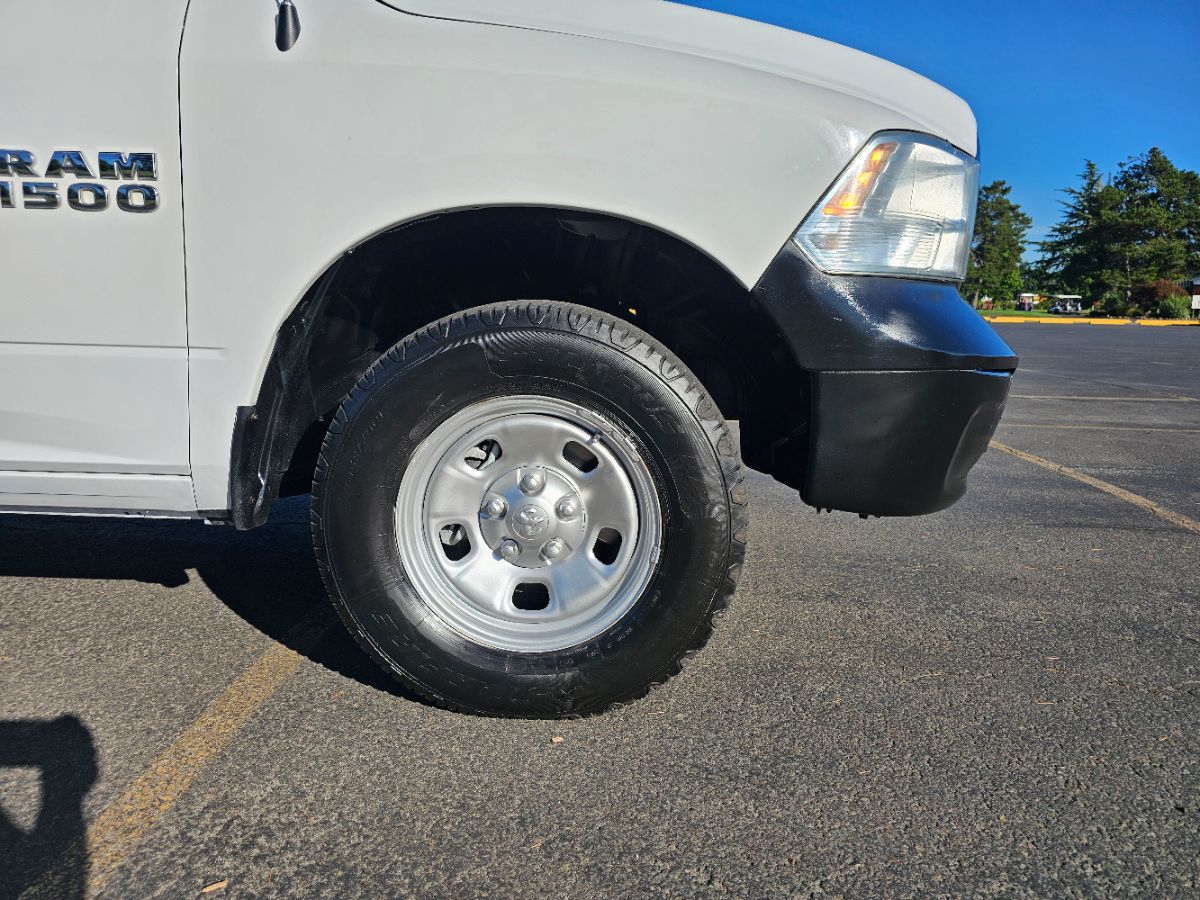 2015 Ram 1500 Tradesman photo 6