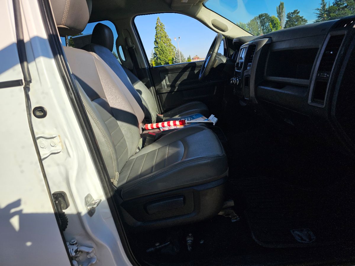 2015 Ram 1500 Tradesman photo 7