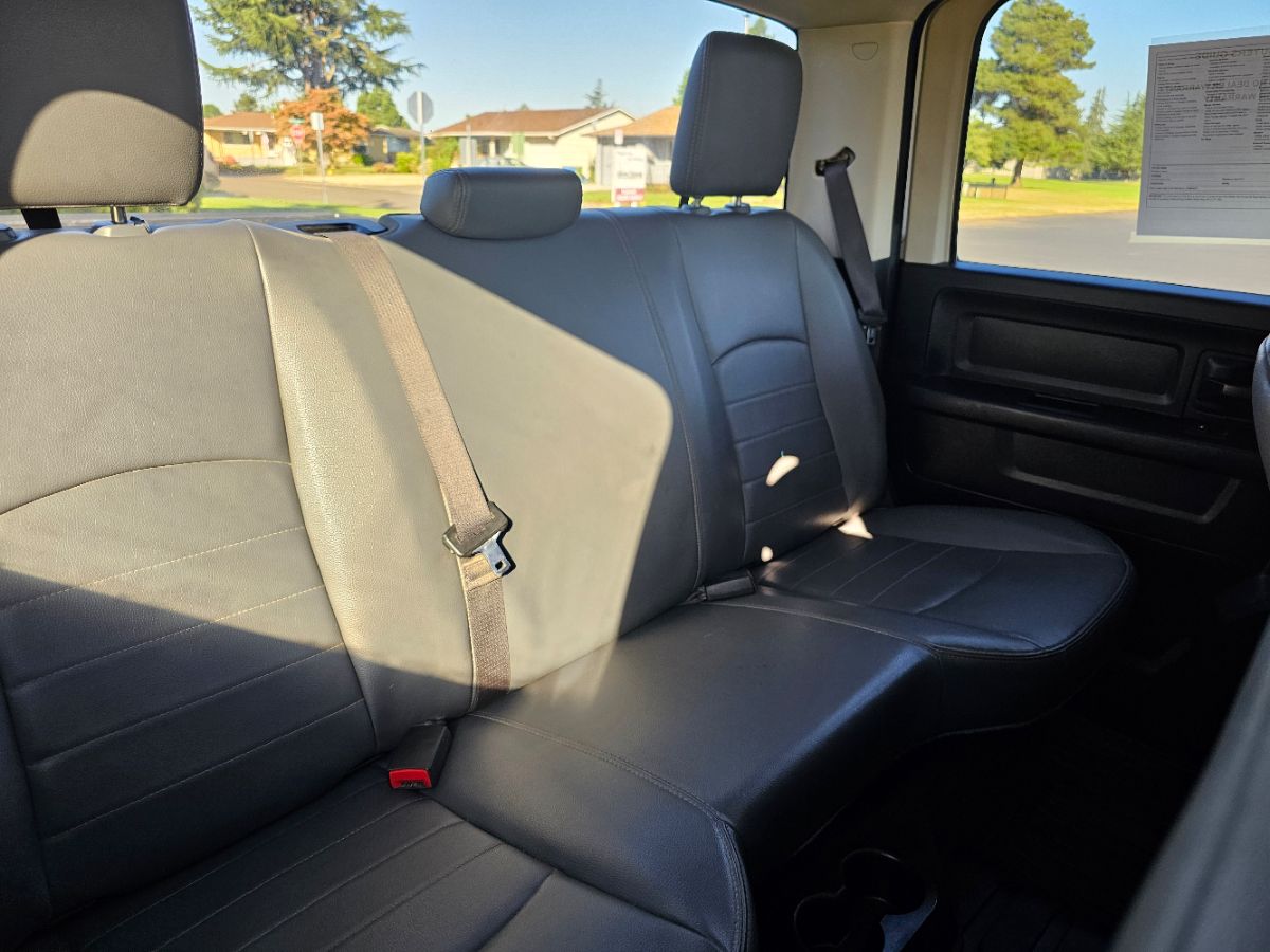 2015 Ram 1500 Tradesman photo 12