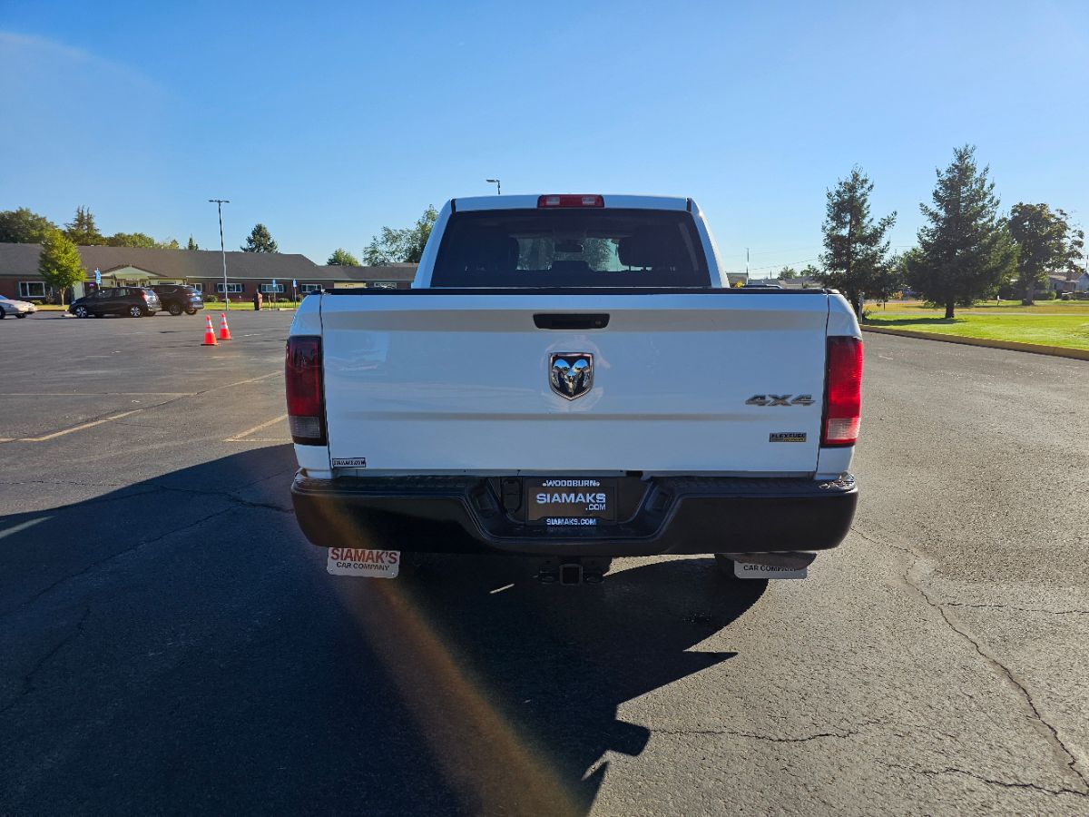 2015 Ram 1500 Tradesman photo 15