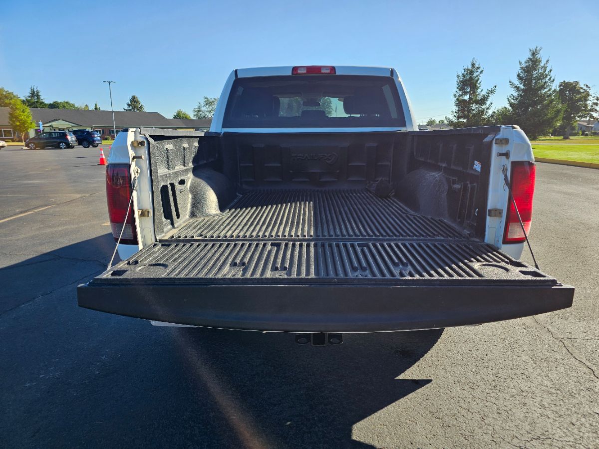 2015 Ram 1500 Tradesman photo 16