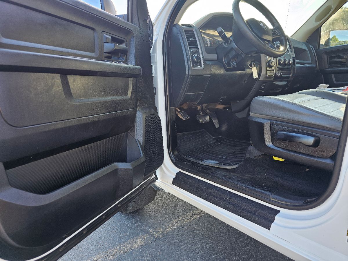 2015 Ram 1500 Tradesman photo 20