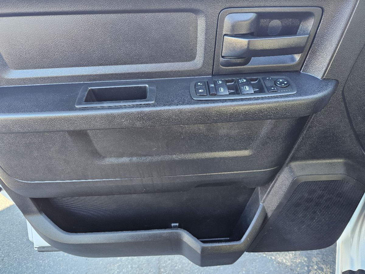 2015 Ram 1500 Tradesman photo 21