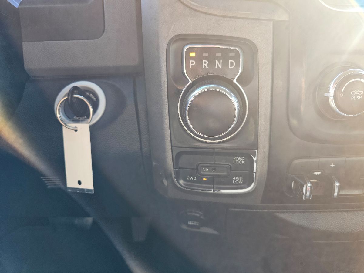 2015 Ram 1500 Tradesman photo 25