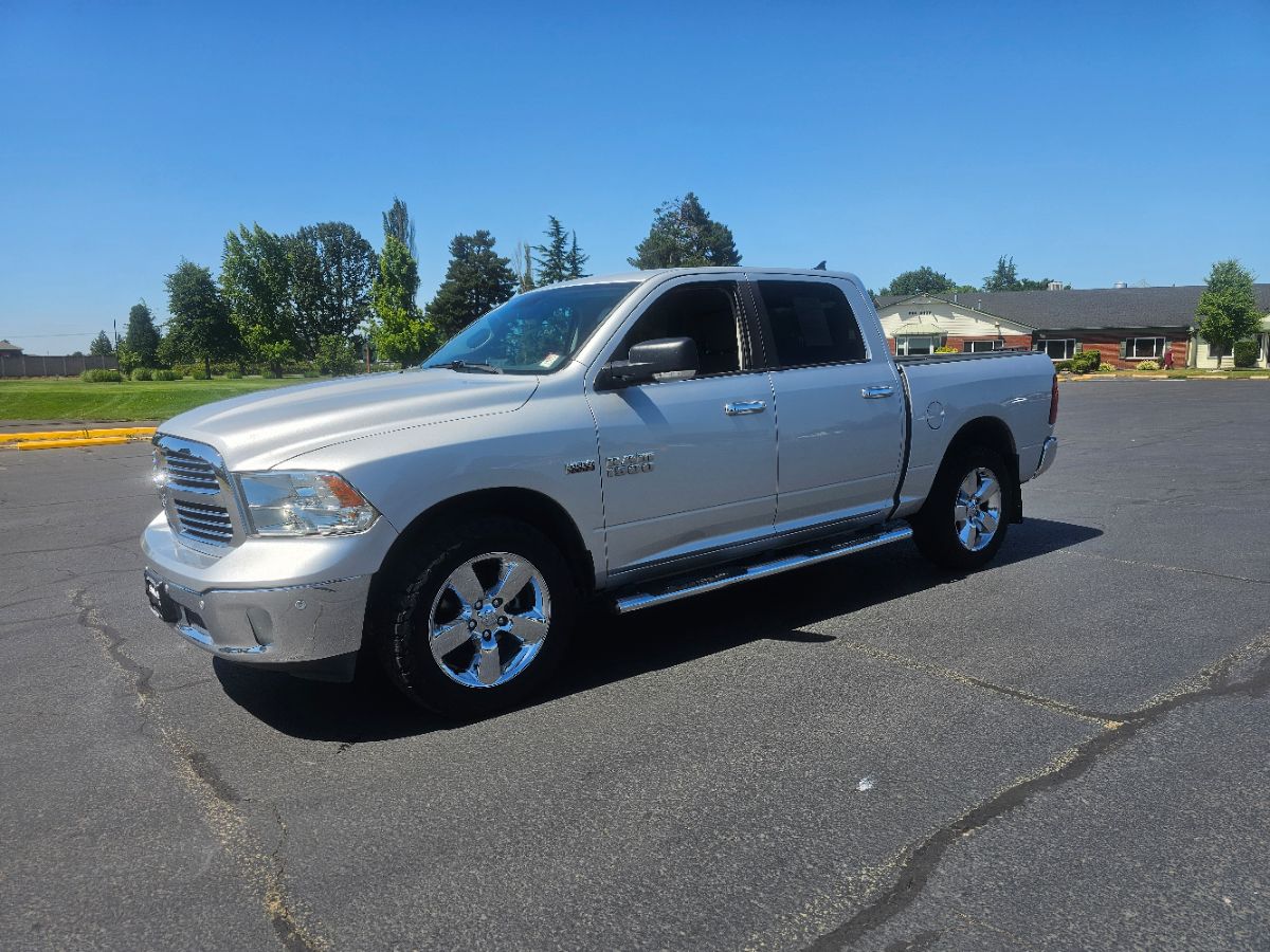 2016 Ram 1500 Big Horn photo 3