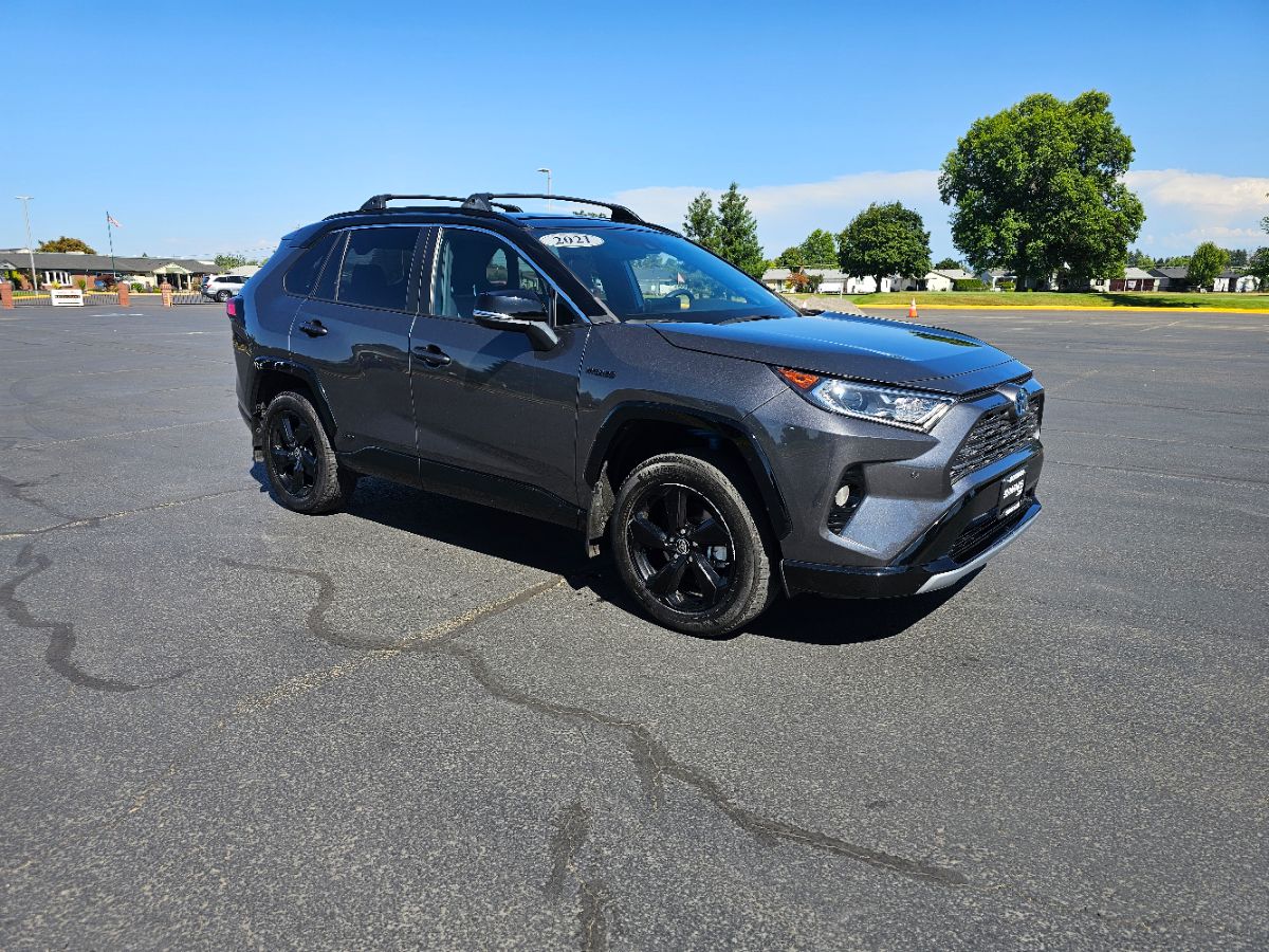 2021 Toyota RAV4 Hybrid XSE photo 4