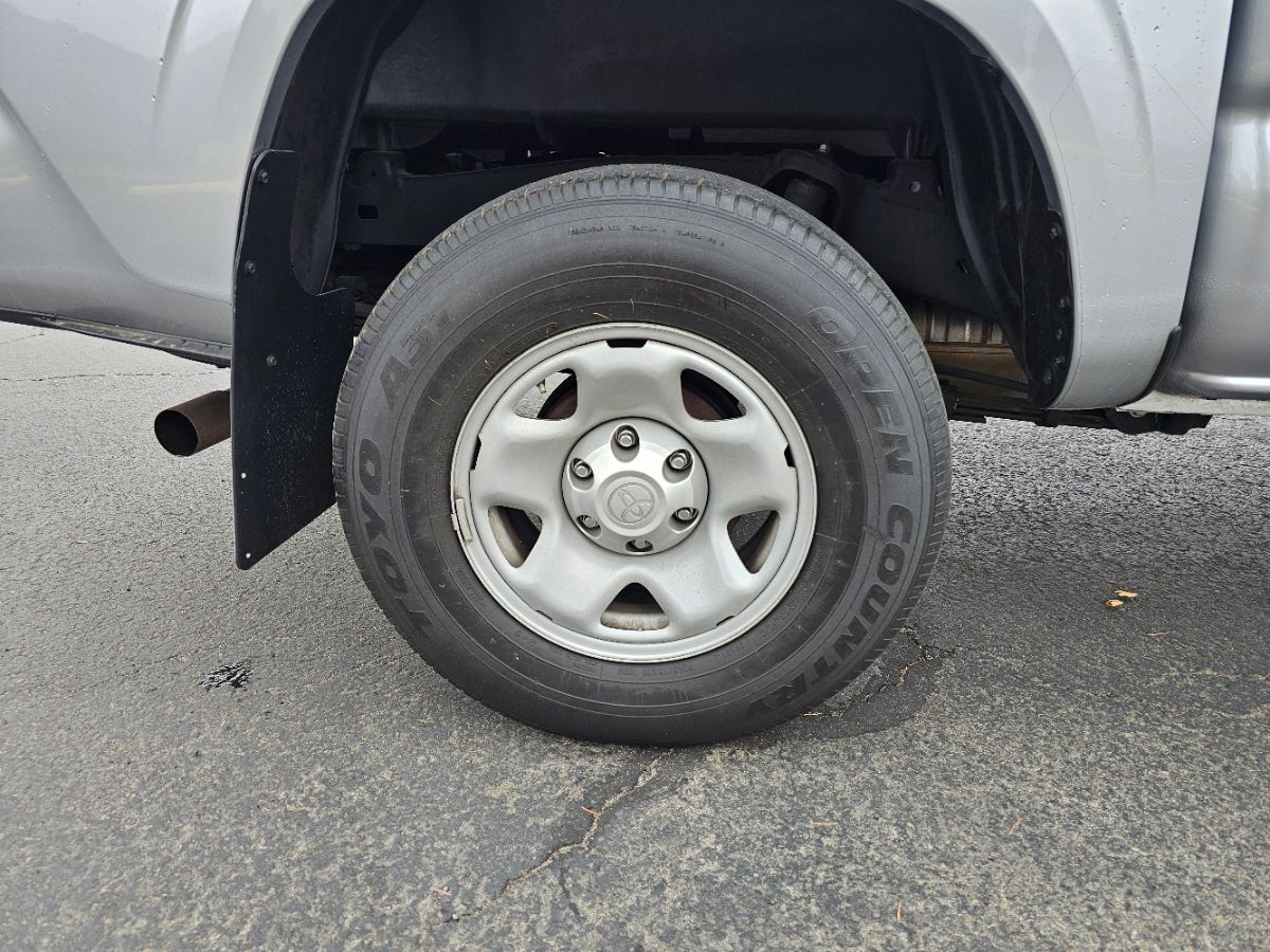 2022 Toyota Tacoma SR5 photo 14