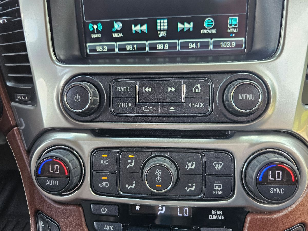 2019 Chevrolet Tahoe photo 4