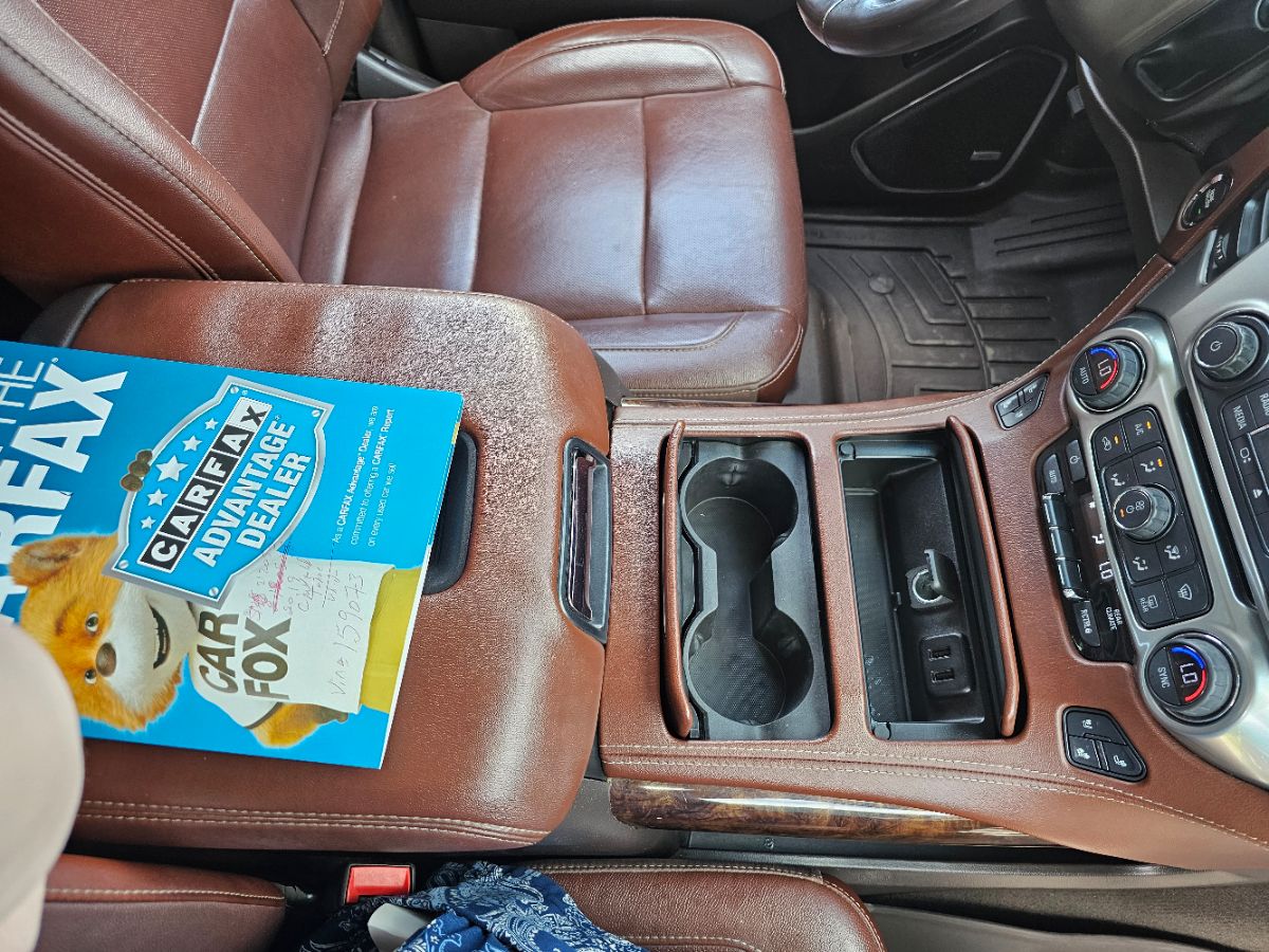 2019 Chevrolet Tahoe photo 6