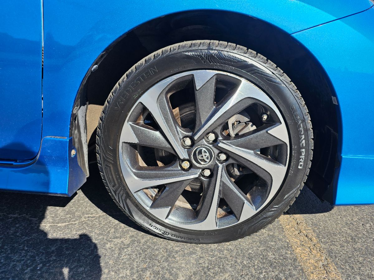 2017 Toyota Corolla iM photo 6