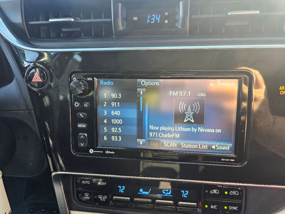 2017 Toyota Corolla iM photo 8