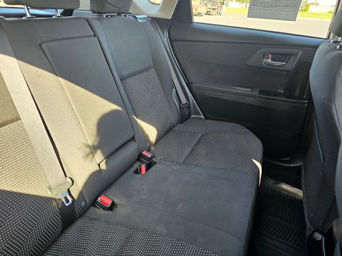 2017 Toyota Corolla iM photo 11