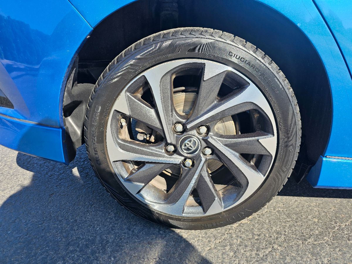 2017 Toyota Corolla iM photo 12