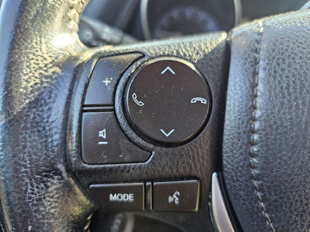2017 Toyota Corolla iM photo 22