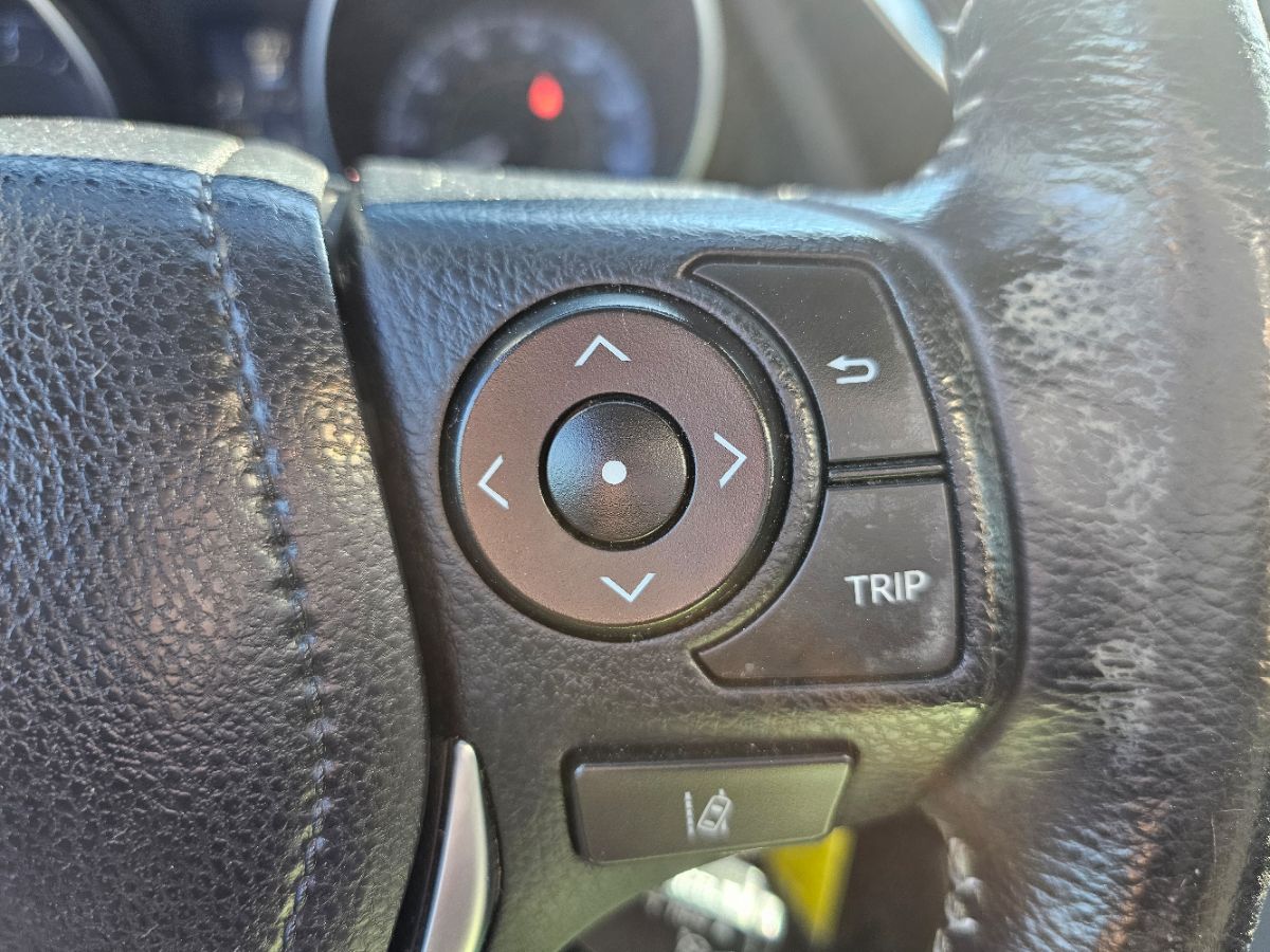 2017 Toyota Corolla iM photo 23