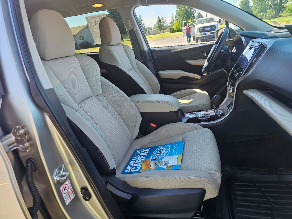 2019 Subaru Ascent Premium photo 2