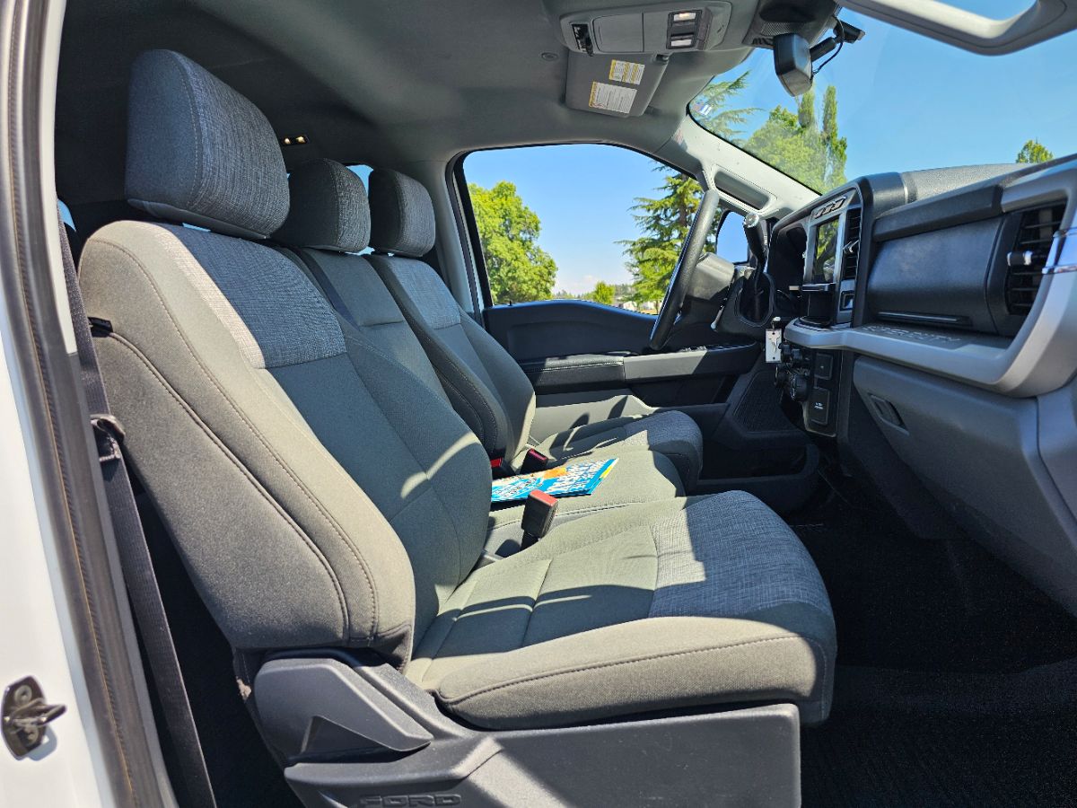 2023 Ford F-350 XLT photo 5